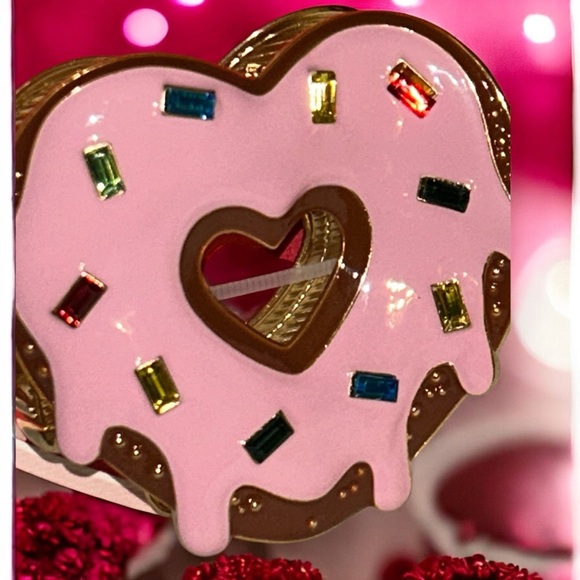 Piper K Valentine's Day Rhinestone Sprinkle Heart Donut Shape Donut Hair Claw - Picture 7 of 8